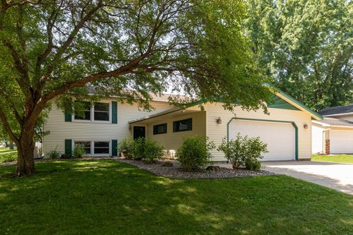 712 17th St Se, Rochester, MN, 55904-5419 | Card Image