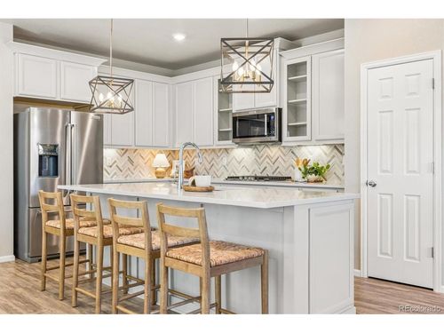 399 Courtfield Way, Castle Pines, CO, 80108-4005 | Card Image