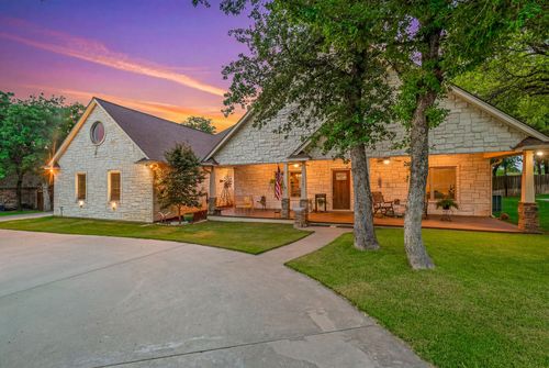 1085 Walking Horse Dr, Stephenville, TX, 76401-7985 | Card Image