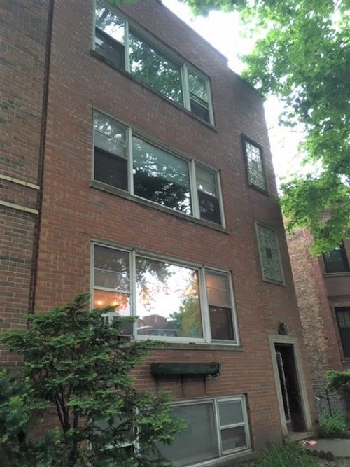 2-4208 Leavitt St, Chicago, IL, 60618-5263 | Card Image