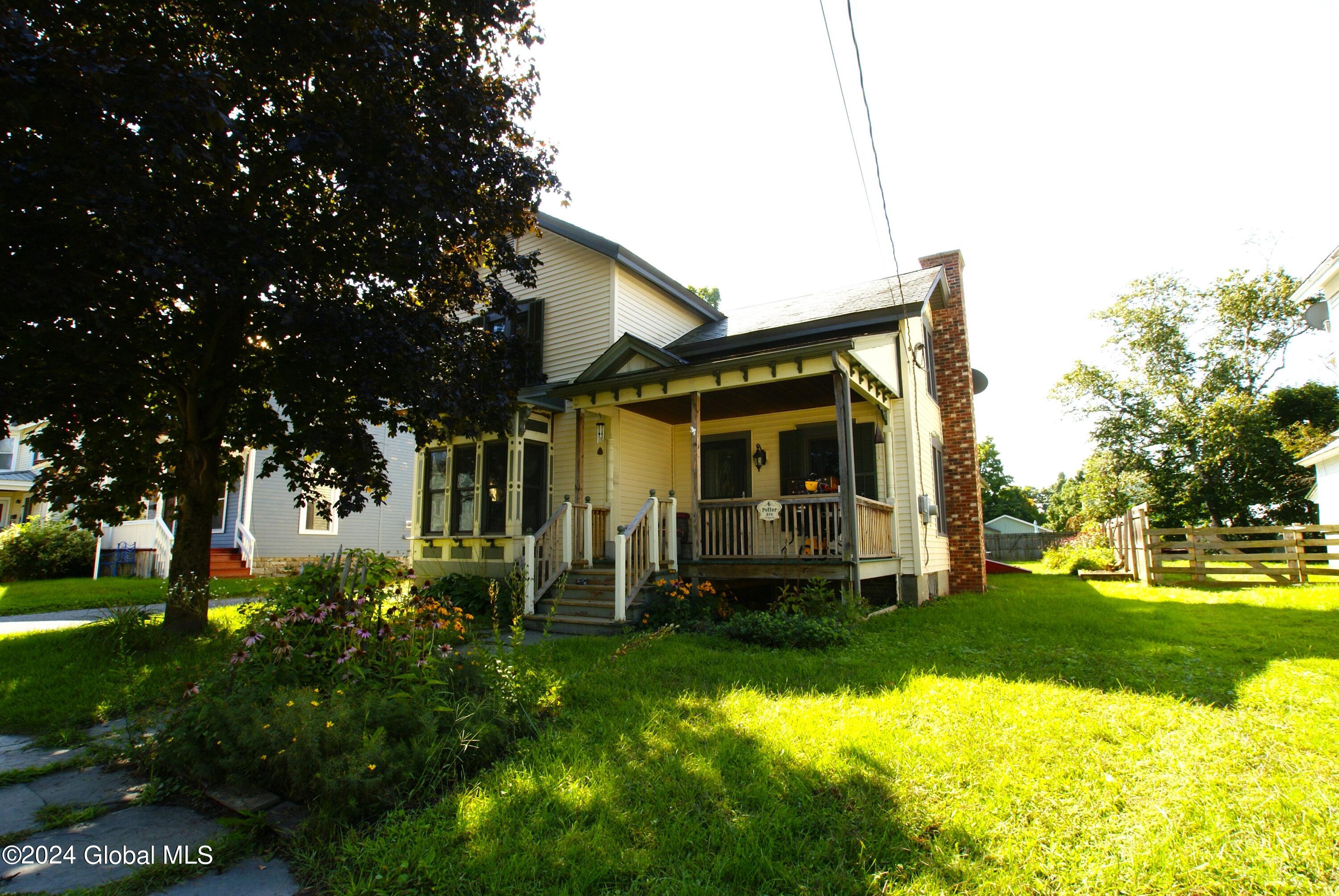 Potter Ave, Granville, NY 12832