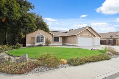 2099 N Heron Place, House other with 3 bedrooms, 0 bathrooms and null parking in Hanford CA | Image 3