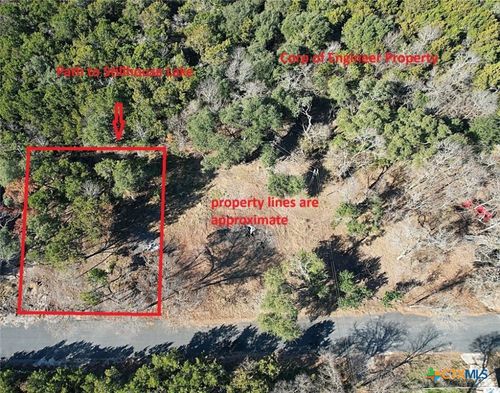 4244 Westview Dr, Belton, TX, 76513-7695 | Card Image