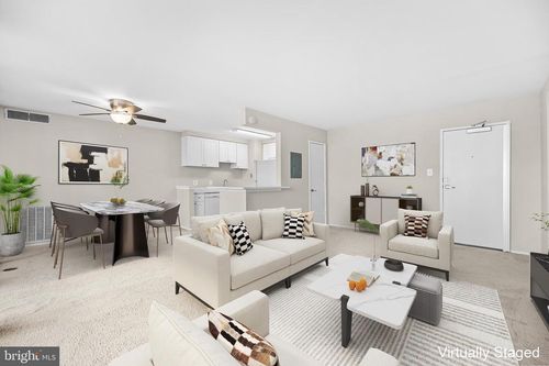 203-8 S Van Dorn St, ALEXANDRIA, VA, 22304-4251 | Card Image