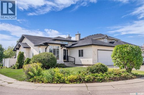 779 Bayview Close, Saskatoon, SK, S7V1B7 | Card Image