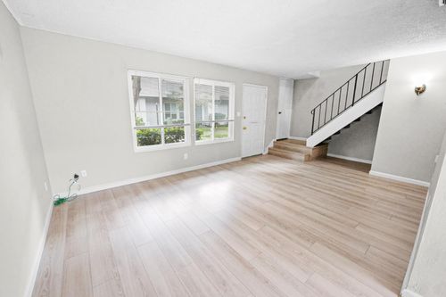 d-8853 La Riviera Dr, Sacramento, CA, 95826-2053 | Card Image