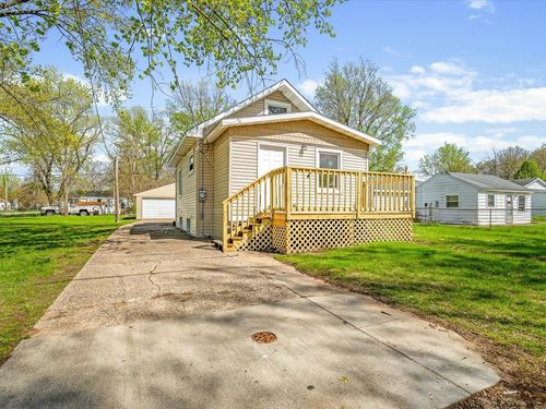 2706 Marshall St, Rockford, IL, 61109-1337 | Card Image