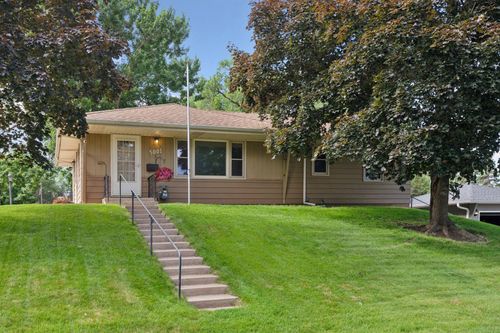 5001 W 108th St, Bloomington, MN, 55437-3003 | Card Image