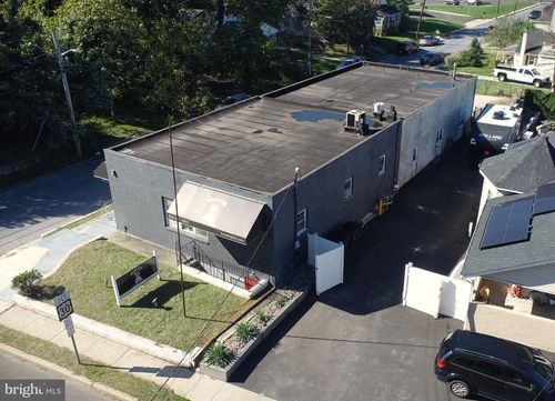 7 W Hodges Ave, Lawnside, NJ, 08045-1205 | Card Image