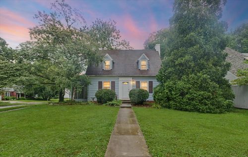 611 S James Street, Champaign, IL, 61821 | Card Image