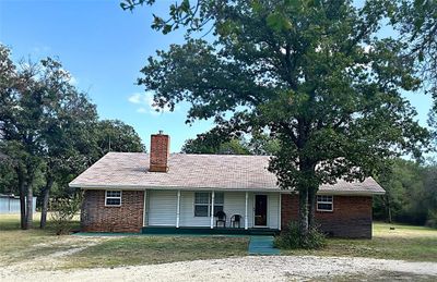 8496 County Road 258, House other with 3 bedrooms, 2 bathrooms and null parking in Clyde TX | Image 2