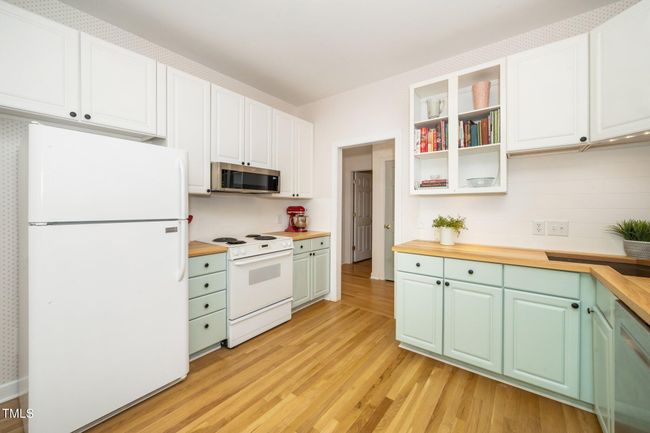 New microwave | Image 8