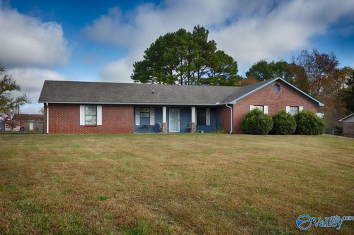 197 Silverwood Ln, Hazel Green, AL, 35750-8969 | Card Image