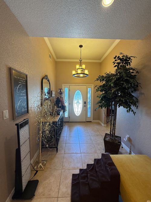 2514 W Centre Ave, Artesia, NM, 88210-2261 | Card Image