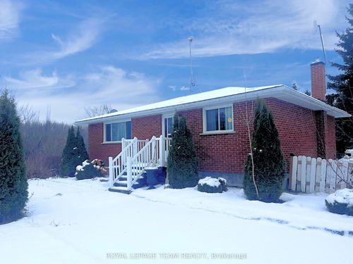 3590 Devine Rd, Cumberland, ON, K4B1S4 | Card Image