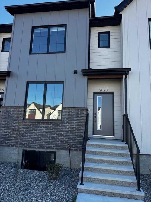 2823 16 Avenue, Coaldale, AB, T1M1N1 | Card Image