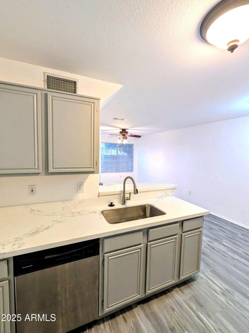 505-2301 E University Dr, Mesa, AZ, 85213-8338 | Card Image