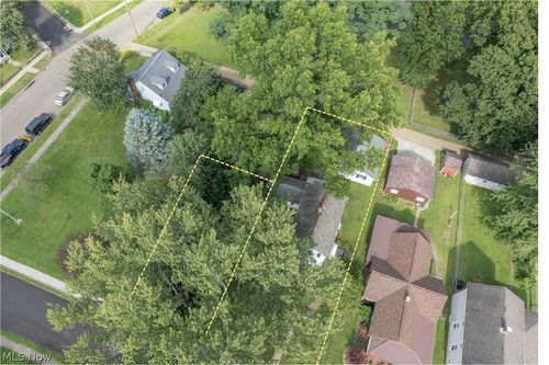 226 9th Street Ne, Massillon, OH, 44646 | Card Image