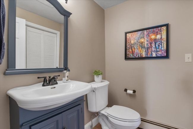 15 Helen Ln, House other with 4 bedrooms, 3 bathrooms and 4 parking in Walpole MA | Image 6