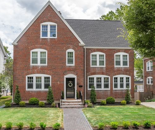 398 Blue Hills Pkwy, Milton, MA, 02186-2738 | Card Image