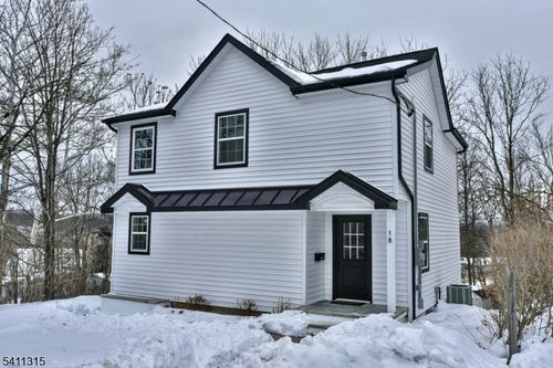 18 Governor Haines St, Hamburg, NJ, 07419-1625 | Card Image