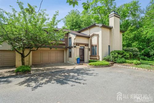 520 Sayre Dr, Princeton, NJ, 08540-5850 | Card Image