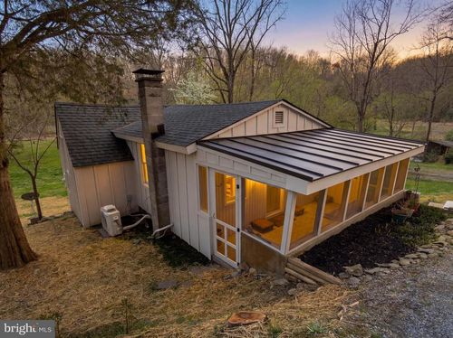 37905 Snickersville Tpke, PURCELLVILLE, VA, 20132-5038 | Card Image