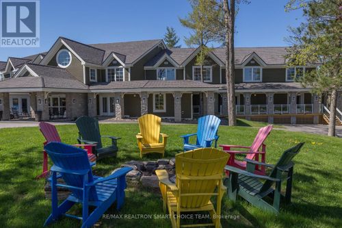 l204-c2-1869 Muskoka Rd 118 W, Muskoka Lakes, ON, P1L1W8 | Card Image