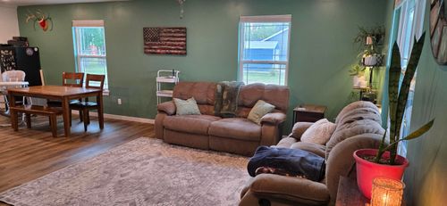 123 Barkley St, CLARK, MO, 65243 | Card Image