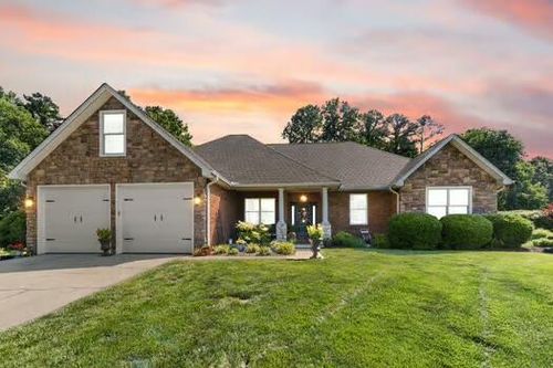42 Deerfoot Dr, London, KY, 40741-8847 | Card Image