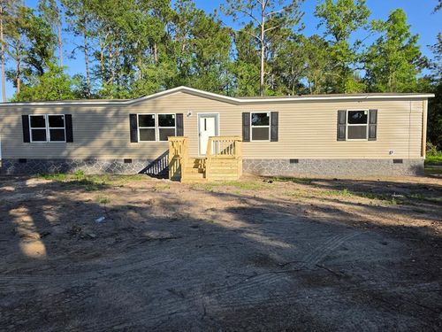 282 Benefield Ln, Nashville, GA, 31639-5151 | Card Image