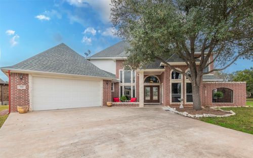 333 Wesley Ridge Dr, Spicewood, TX, 78669-9170 | Card Image