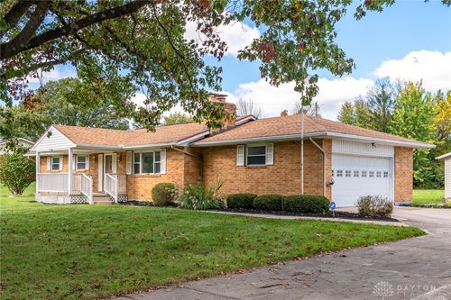 7671 Mark Ave, Huber Heights, OH, 45424-3214 | Card Image