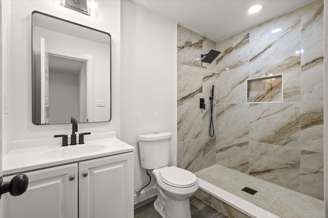 3932 Twin Falls St, House other with 4 bedrooms, 2 bathrooms and null parking in Irving TX | Image 19