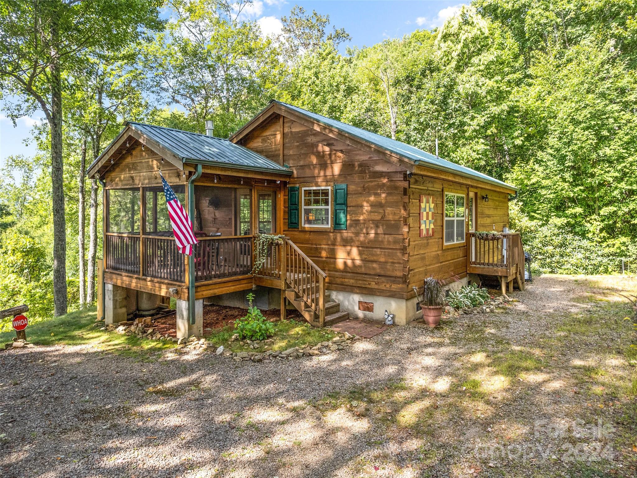 Screech Owl Cir, Maggie Valley, NC 28751