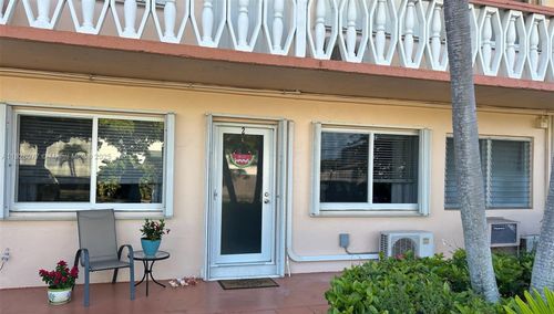 apt-2p-1000 Sw 10th Ter, Hallandale Beach, FL, 33009-6709 | Card Image