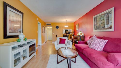 311-3150 Holiday Springs Blvd, Margate, FL, 33063-5415 | Card Image