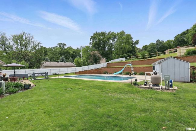21704 283 Rd Ave, House other with 4 bedrooms, 3 bathrooms and null parking in Le Claire IA | Image 45
