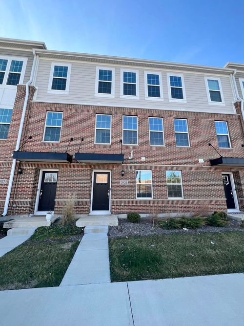 none-2925 Showplace Dr, Naperville, IL, 60564-5093 | Card Image
