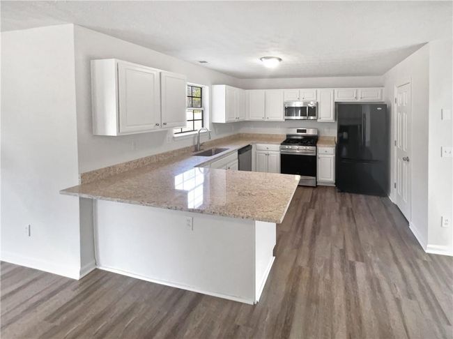 545 Zoie Ln, House other with 4 bedrooms, 3 bathrooms and null parking in Palmetto GA | Image 6