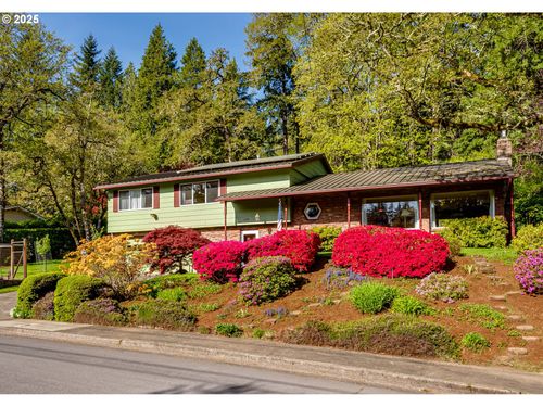 3290 Fillmore St, Eugene, OR, 97405-1922 | Card Image