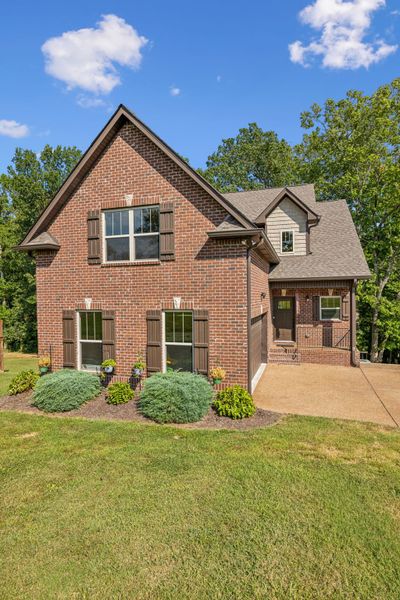 404 Zephyr Cove, House other with 4 bedrooms, 2 bathrooms and 2 parking in Lebanon TN | Image 1