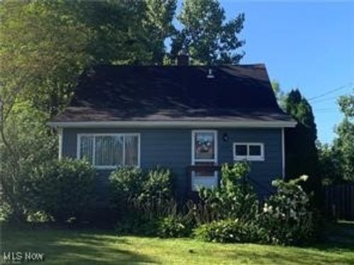 1015 Moneta Ave, Aurora, OH, 44202-9551 | Card Image