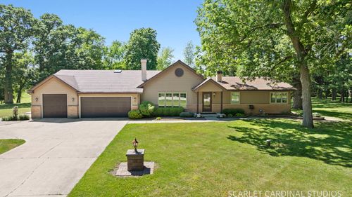 6N368 Oakwood Dr, Campton Hills, IL, 60175-8358 | Card Image