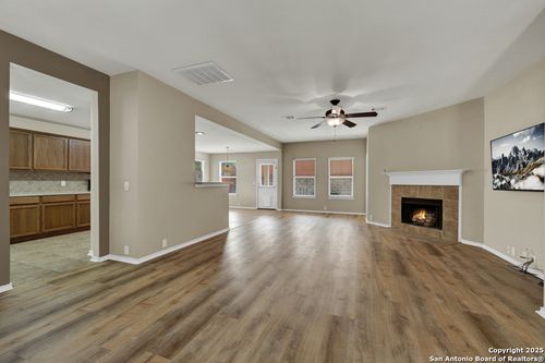 15619 Hastings Park, Selma, TX, 78154-3856 | Card Image