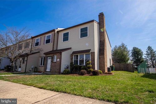 n-5135 N Hunters Ct, BENSALEM, PA, 19020-2331 | Card Image
