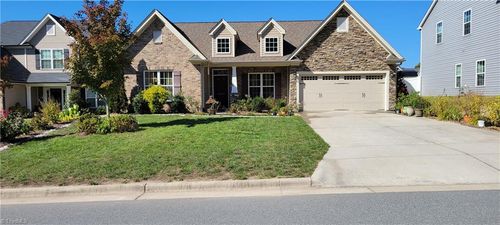 2937 Grassy Knoll Circle, Thomasville, NC, 27360 | Card Image