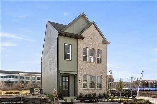 4300 Henderson Ave, North Richland Hills, TX, 76180-8001 | Card Image