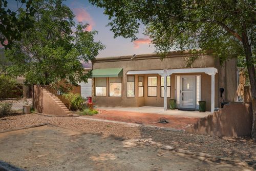 901 Ortega Rd Nw, Los Ranchos, NM, 87114-1417 | Card Image