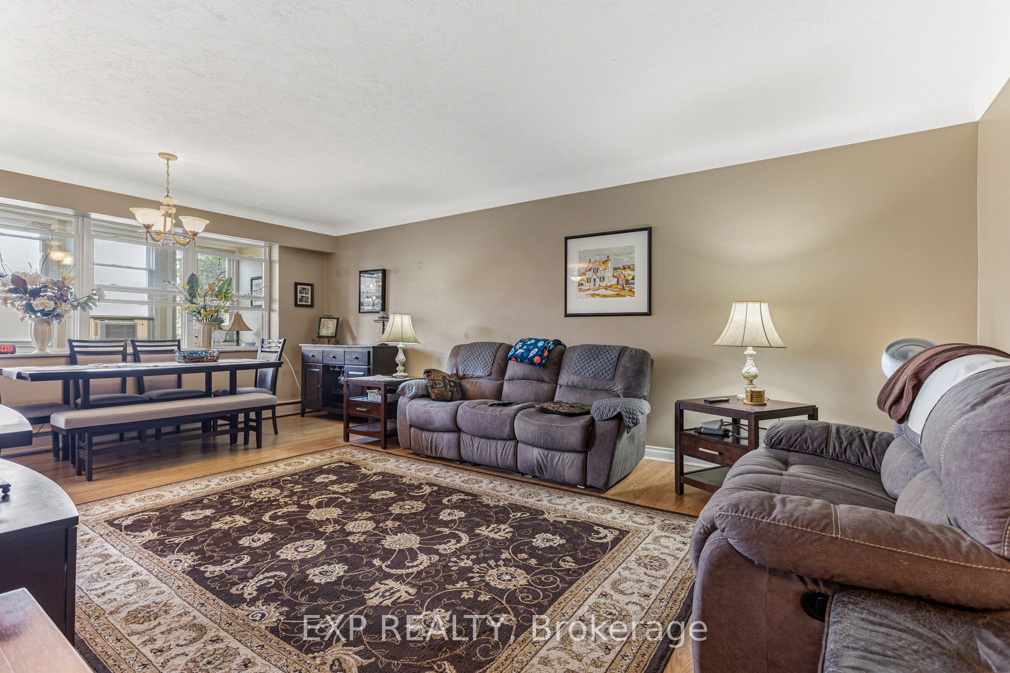 Residential in Hamilton 4